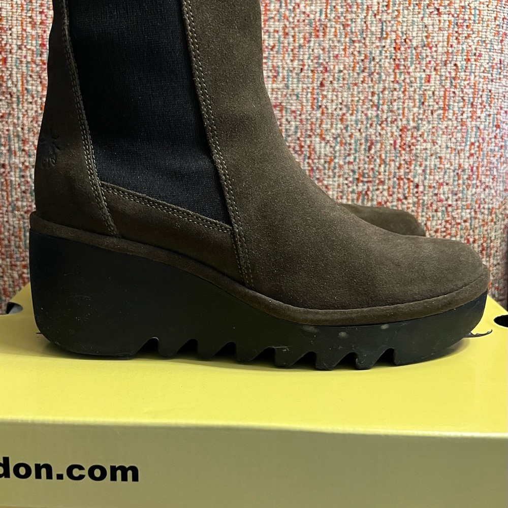 Fly London Oil Suede Sludge Boots EU 37 - 6.5
